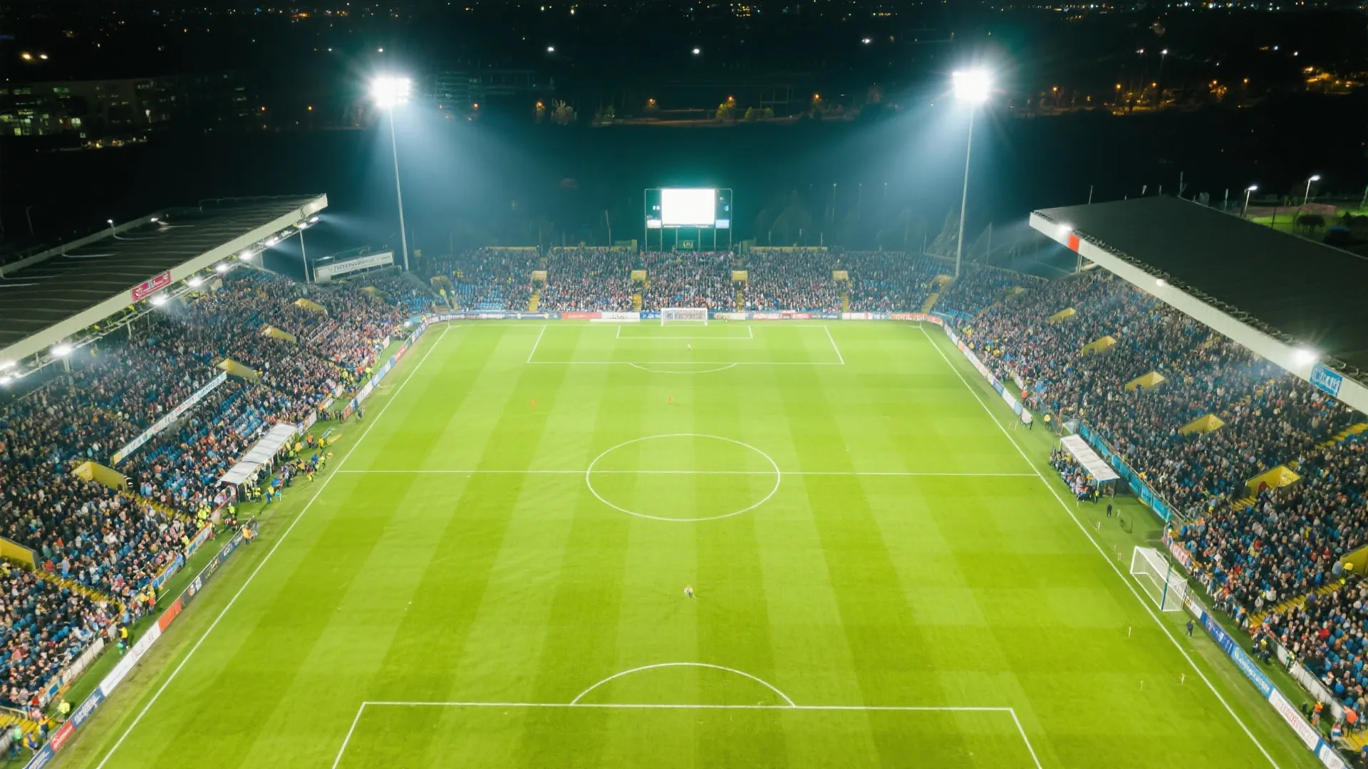 足球比赛现场夜景